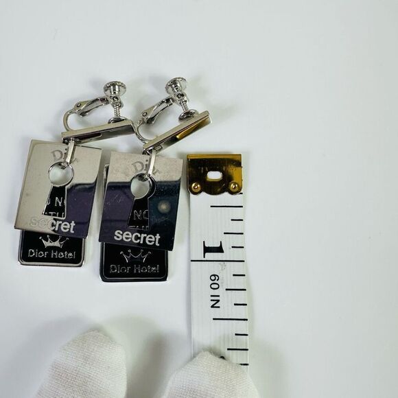 Christian‎ Dior Secret Hotel Screw Back Silver Tone Vintage Earrings Non-Pierced - Picture 6 of 7